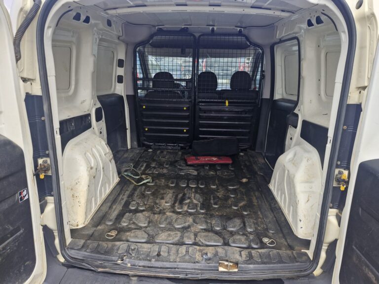 Fiat Doblo (7)