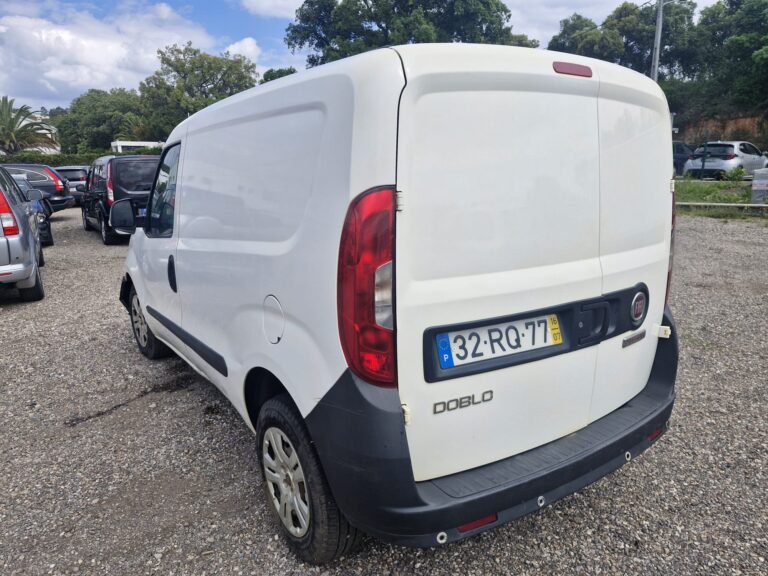 Fiat Doblo (8)