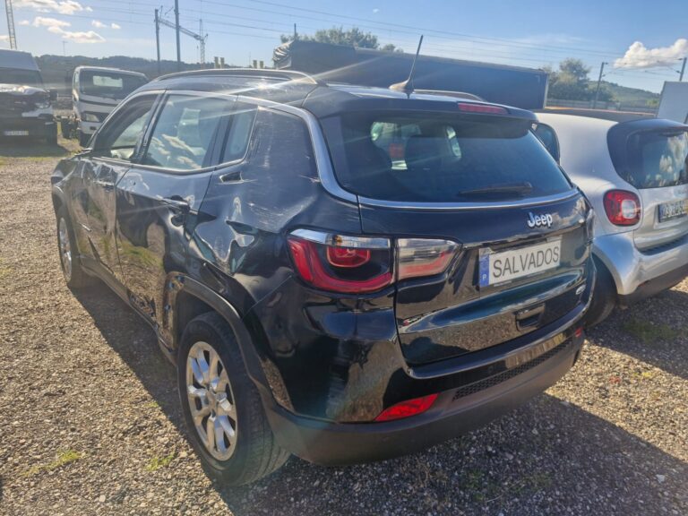 Jeep Compass (2)