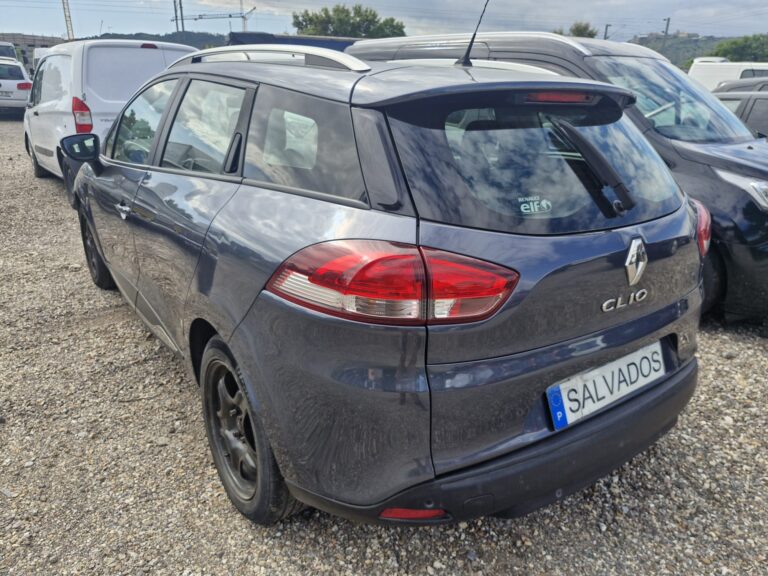 Renault Clio 1.5 DCi (5)