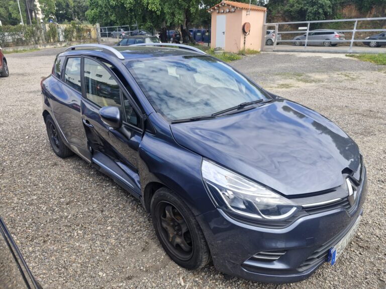 Renault Clio 1.5 DCi (7)