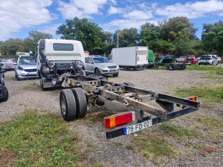 Toyota Dyna 4.0 150cv (3)