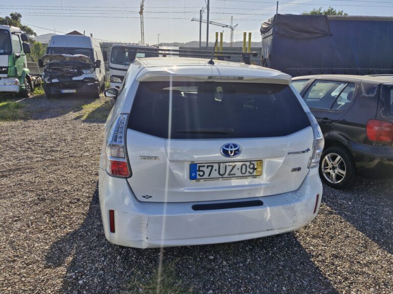 Toyota Prius (1)