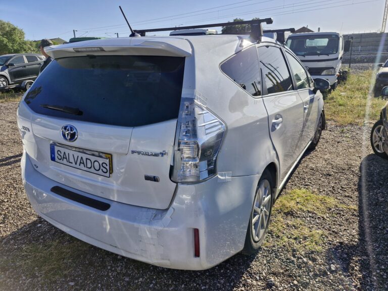 Toyota Prius (5)