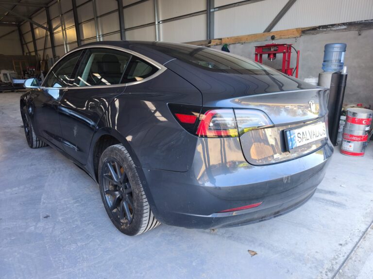 Tesla Model 3 Standard Plus – 2019 (7)