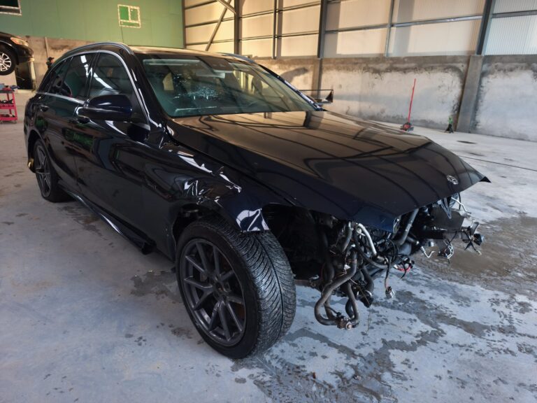 Mercedes-Benz C 300 de Plug-in Hybrid (6)