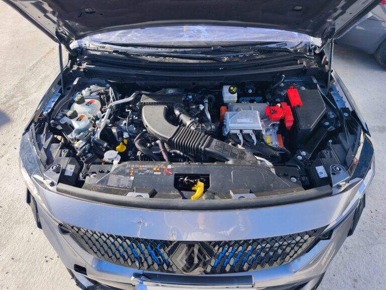 Renault Rafale E-Tech Plug-in Hybrid (11)