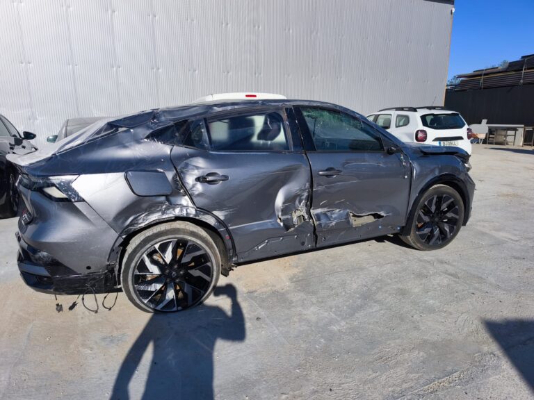 Renault Rafale E-Tech Plug-in Hybrid (13)