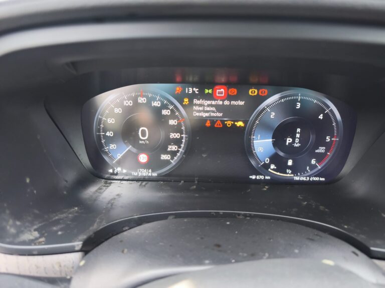 Volvo V90 2.0 B4 (4)