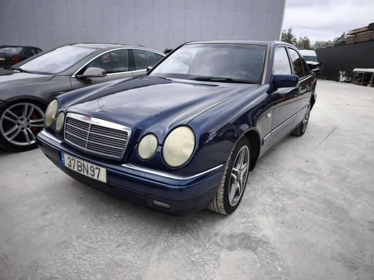 Mercedes E 290 TD 177cv (8)