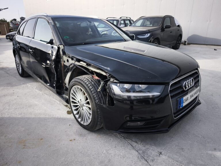 Audi A4 Avant Quattro 3.0 TDI (9)