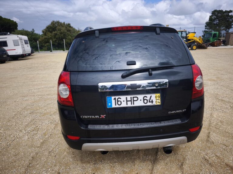 Chevrolet Captiva 2.0 VCDi (6)