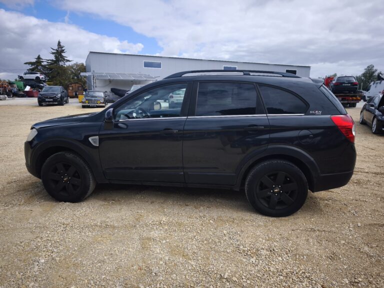 Chevrolet Captiva 2.0 VCDi (9)