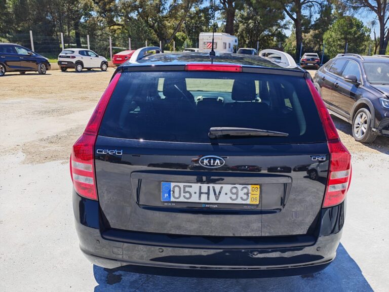 KIA Ceed 1.6 116cv (1)