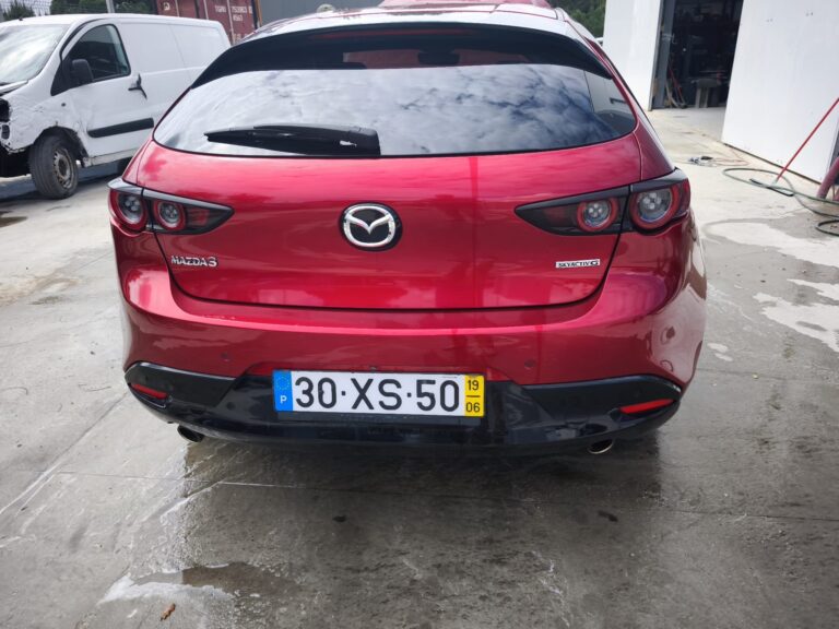 Mazda 3 2.0 Skyactiv (2)