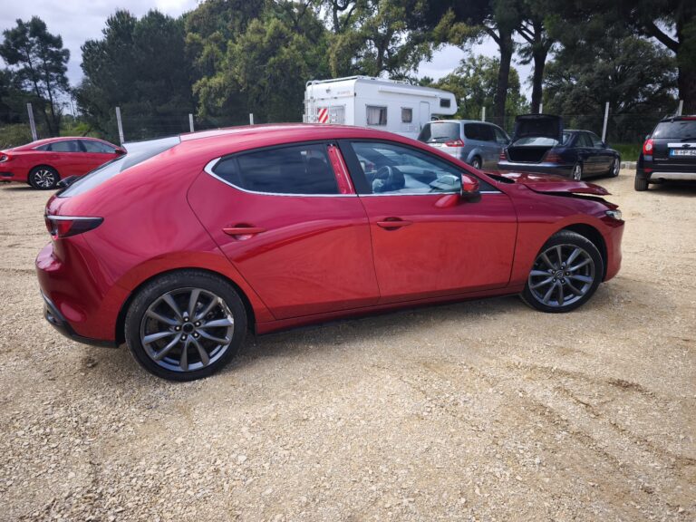 Mazda 3 2.0 Skyactiv (9)