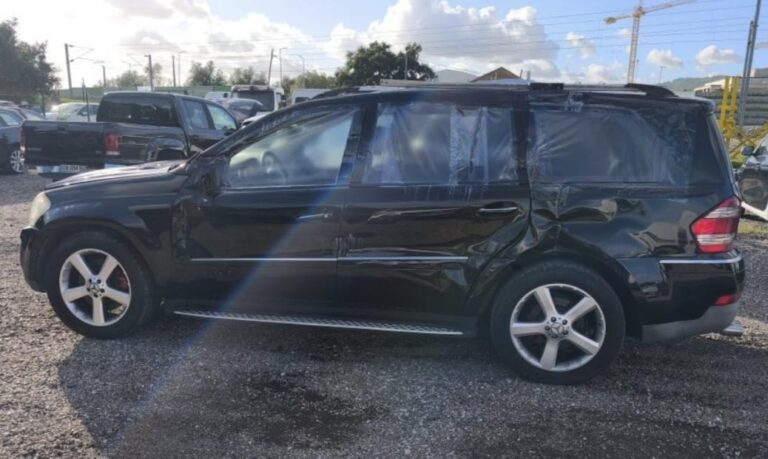 Mercedes Benz GL320 CDI (1)