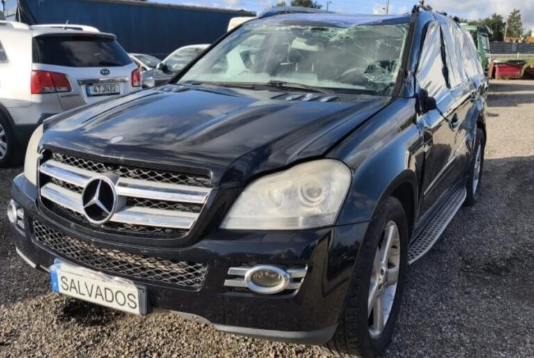 Mercedes Benz GL320 CDI (3)