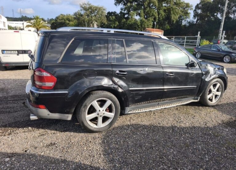 Mercedes Benz GL320 CDI (5)