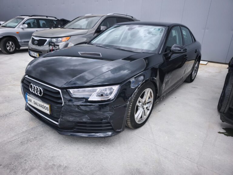 Audi A4 2.0 TDI 2.0 (4)