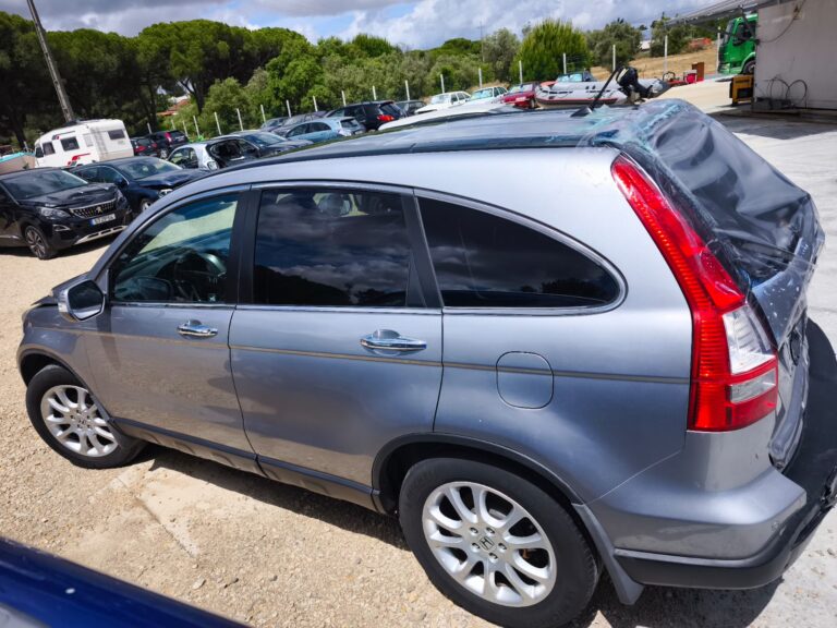 Honda CR-V 2.2 i-CTDi (8)