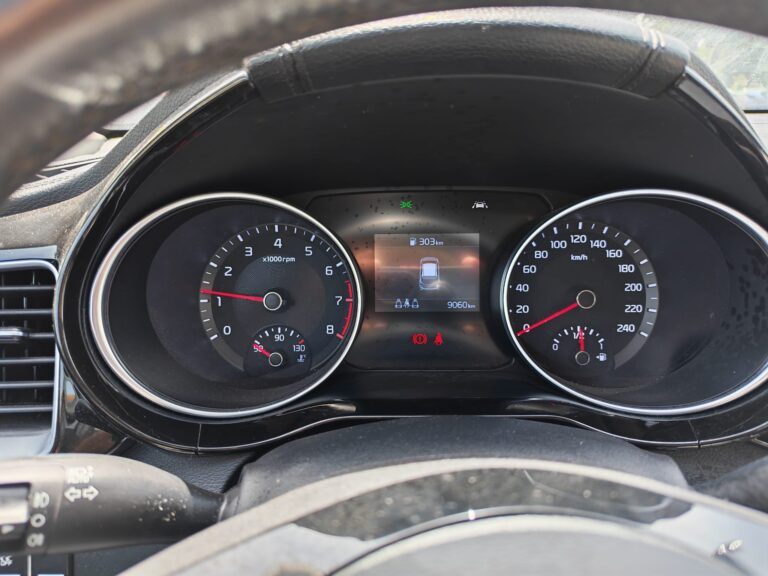 KIA Ceed (6)