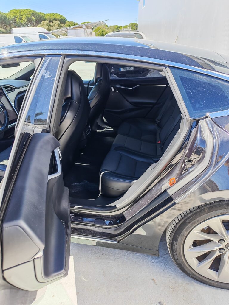Tesla S 75 (1)