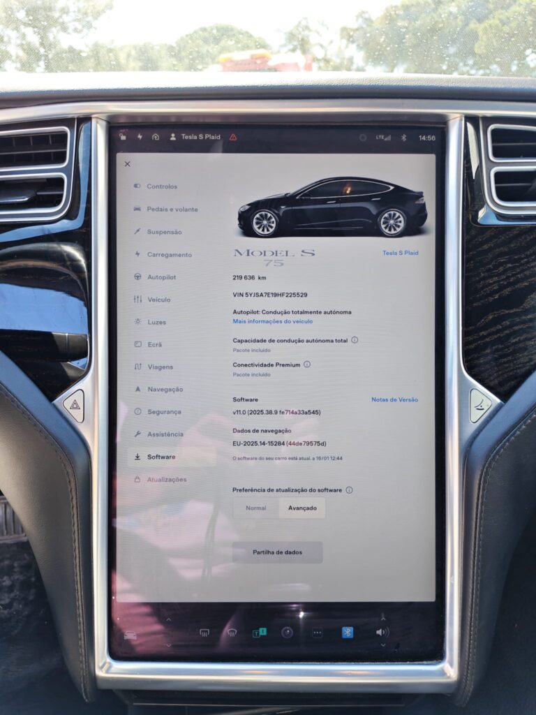 Tesla S 75 (10)
