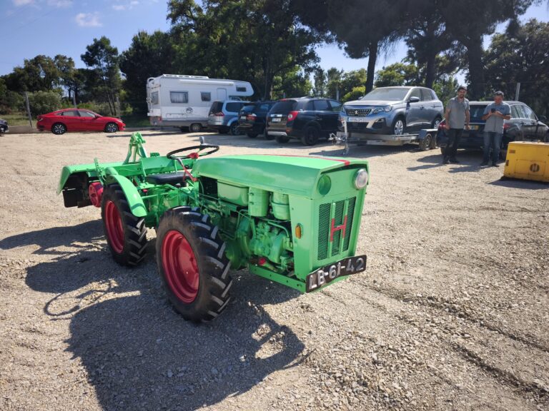 Trator 4x4 22cv (7)