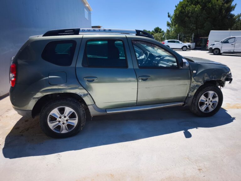 Dacia Duster 1.5 dCi 4x4 (10)