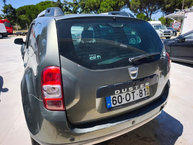 Dacia Duster 1.5 dCi 4x4 (7)