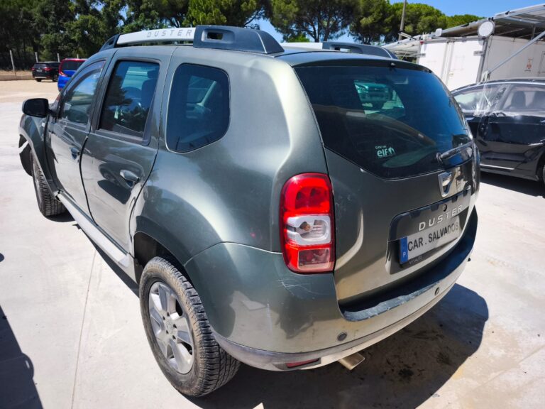 Dacia Duster 1.5 dCi 4x4 (8)
