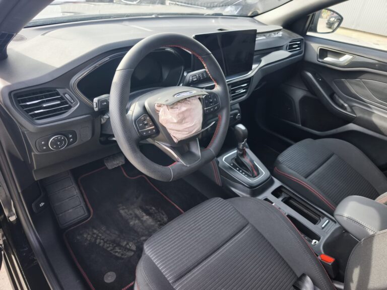 Ford Focus 1.0 EcoBoost Hybrid (4)