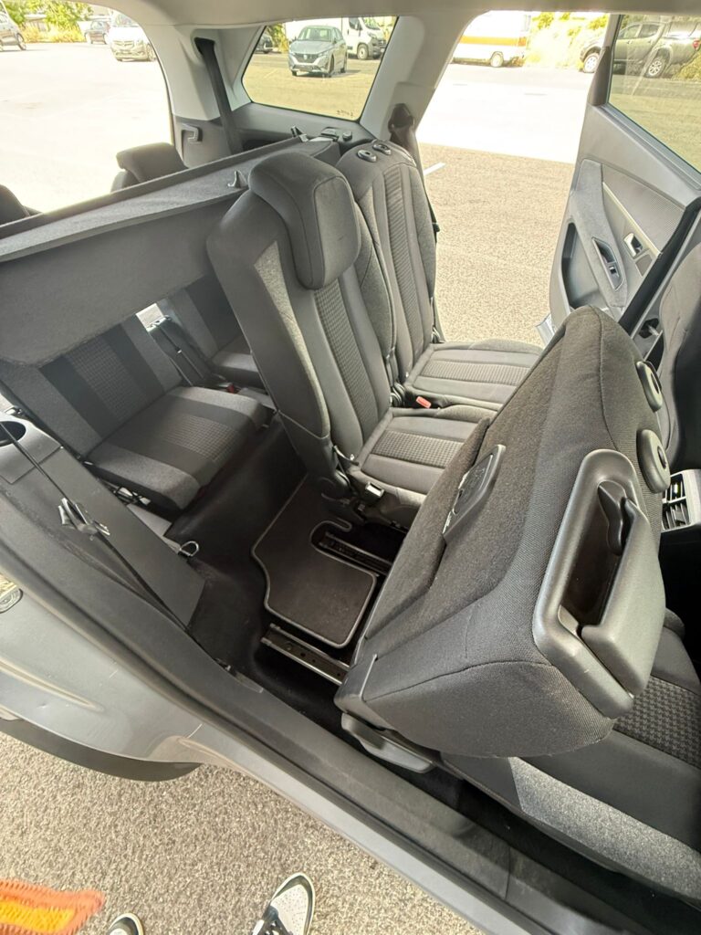Peugeot 5008 1.5 BlueHDi (17)