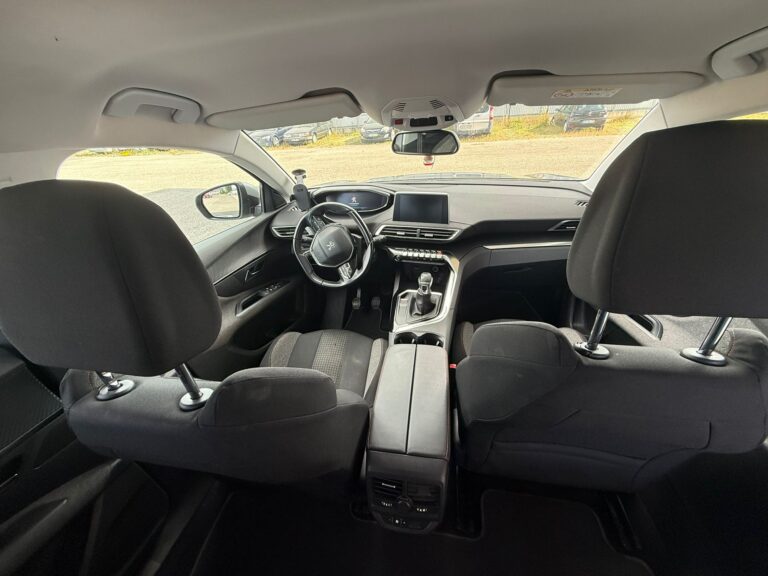 Peugeot 5008 1.5 BlueHDi (21)
