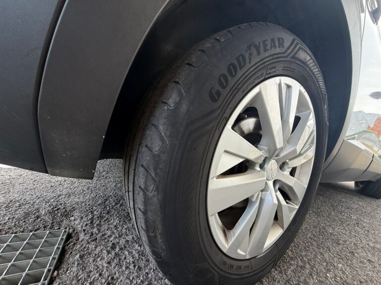 Peugeot 5008 1.5 BlueHDi (23)
