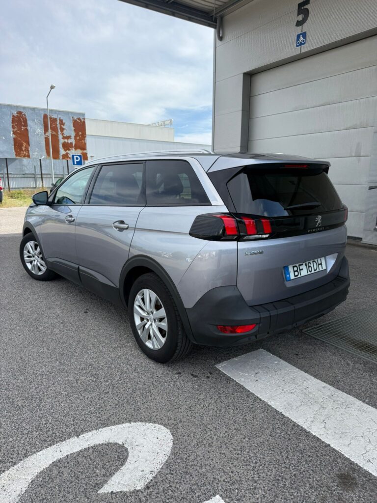 Peugeot 5008 1.5 BlueHDi (5)