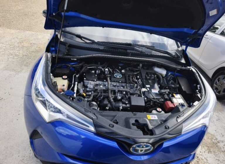 Toyota C-HR 1.8 Hybrid (2)