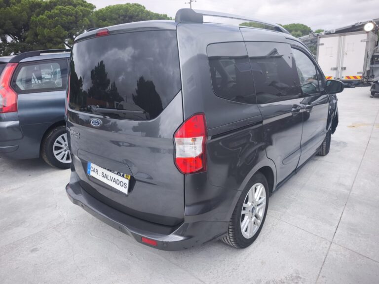 Ford Tourneo Courier 1.0 EcoBoost (1)