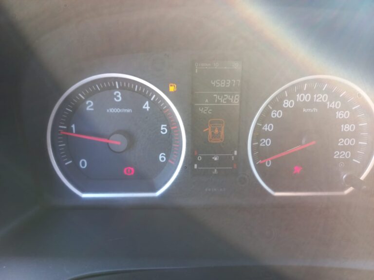 Honda CR- (10)