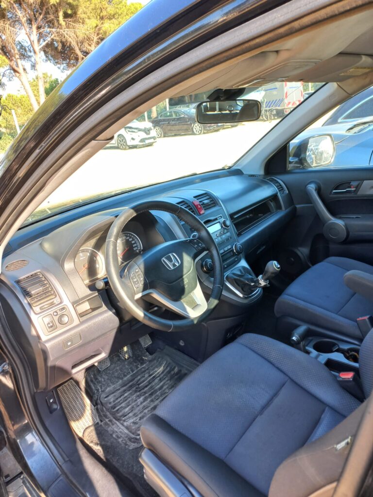 Honda CR- (9)