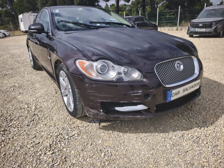 Jaguar XF 3.0D V6 (9)