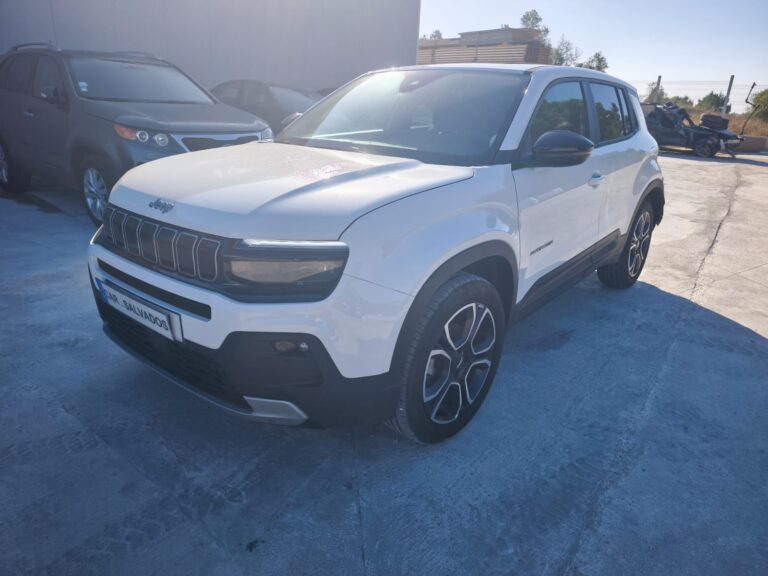 Jeep Avenger 1.2 Turbo 101 cv (9)