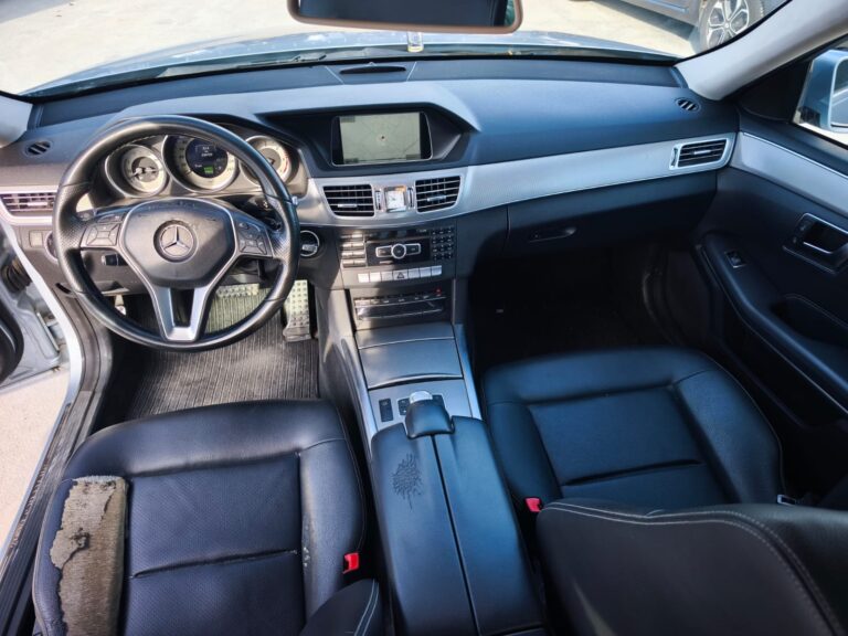 Mercedes-Benz E 300 BlueTEC Hybrid (6)