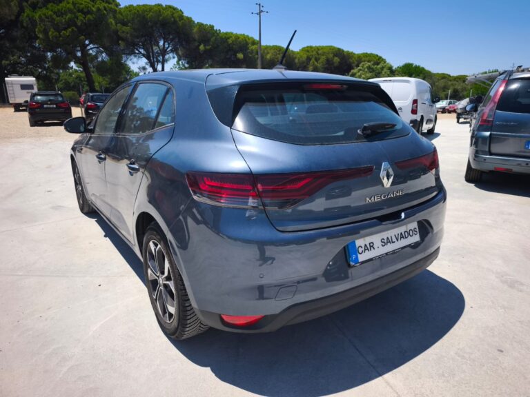 Renault Megane 1.5 dCi 116 cv (3)