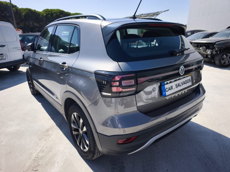 Volkswagen T-Cross 1.6 TDI (9)