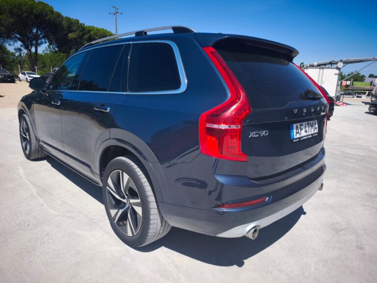 Volvo XC90 D5 2.0 Diesel 236 cv (2)