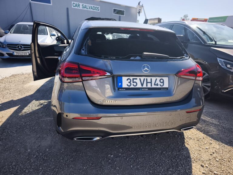 Mercedes-Benz A180d (1)
