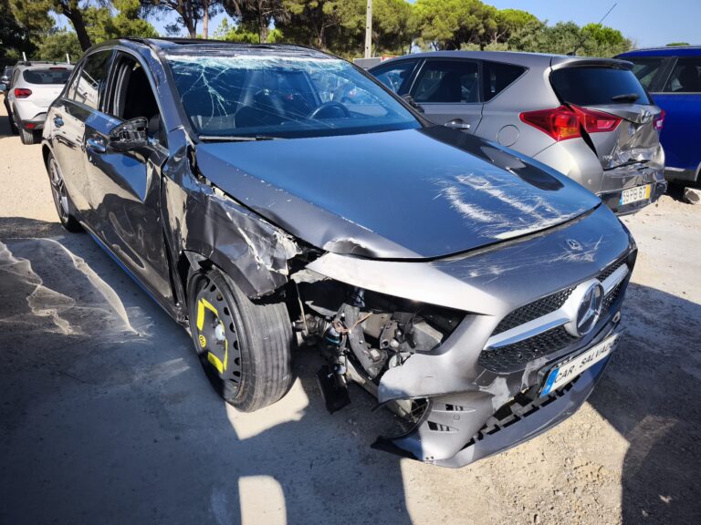 Mercedes-Benz A180d (3)