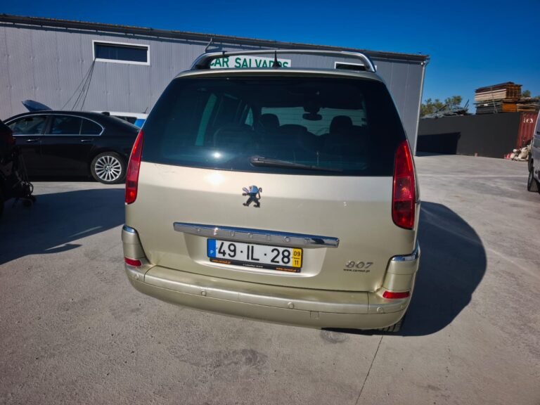 Peugeot 807 2.2 HDi (4)